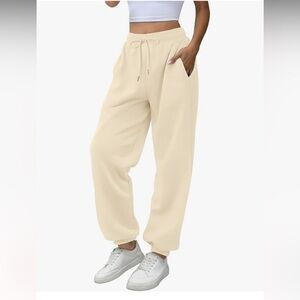 FOREVER21 Pastel Yellow Sweatpants Loungewear Baggy Cotton Pants Back Pocket M